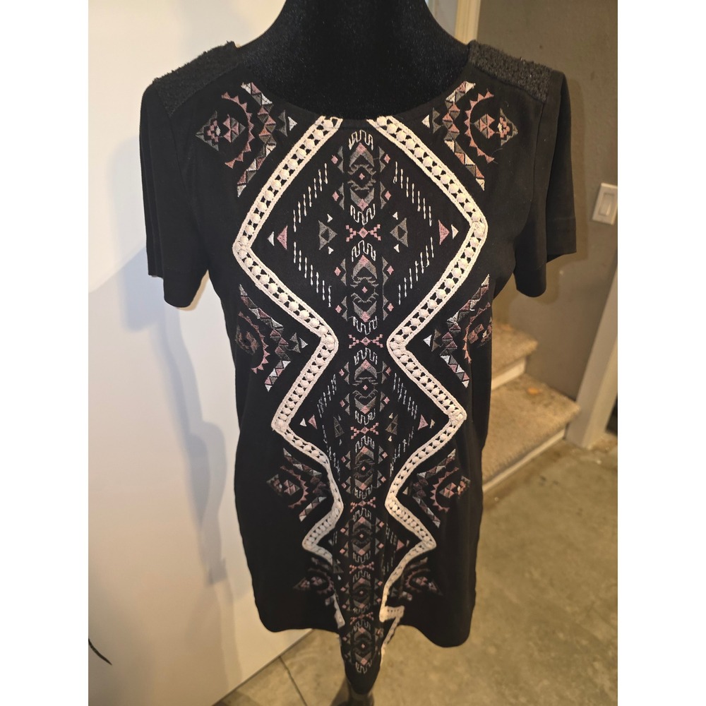 Miss Me Girl Black Embroidered Tribal Geometric Shift Dress Medium KMDD319S